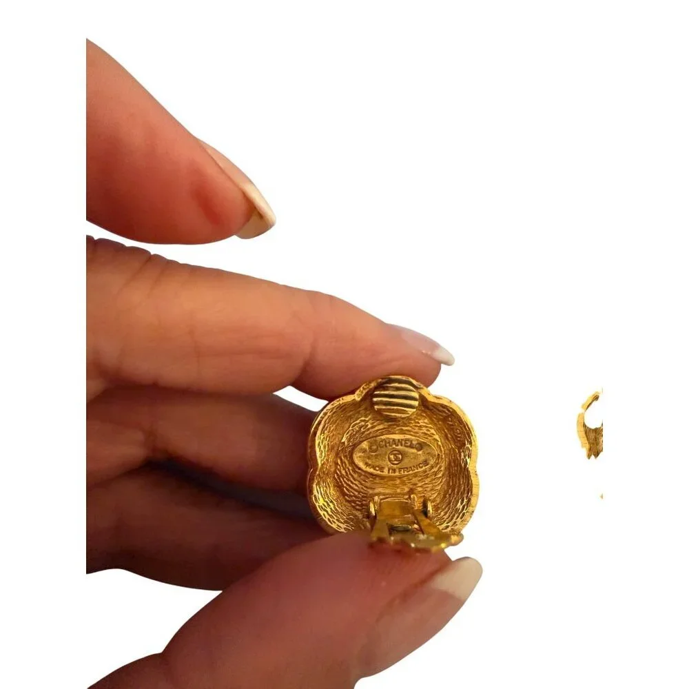 Chanel Logo Gold-plated Flower Central Faux Pearl Clip-On Earrings